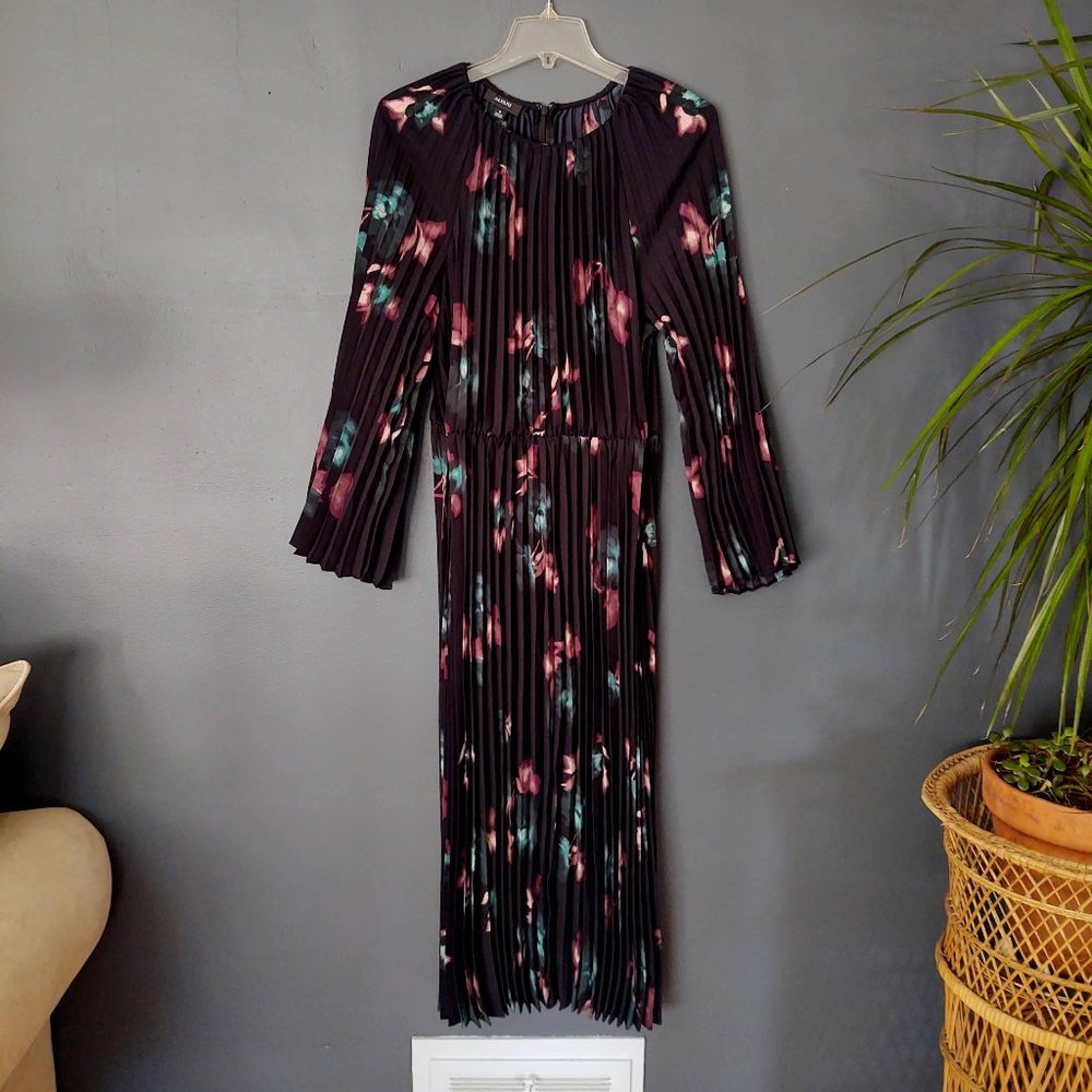 Alfani floral pleated midi dress with bell sleeves NWT - Picture 7 of 12